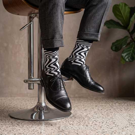 Dynamocks Black & White Cotton Crew Socks – MONO