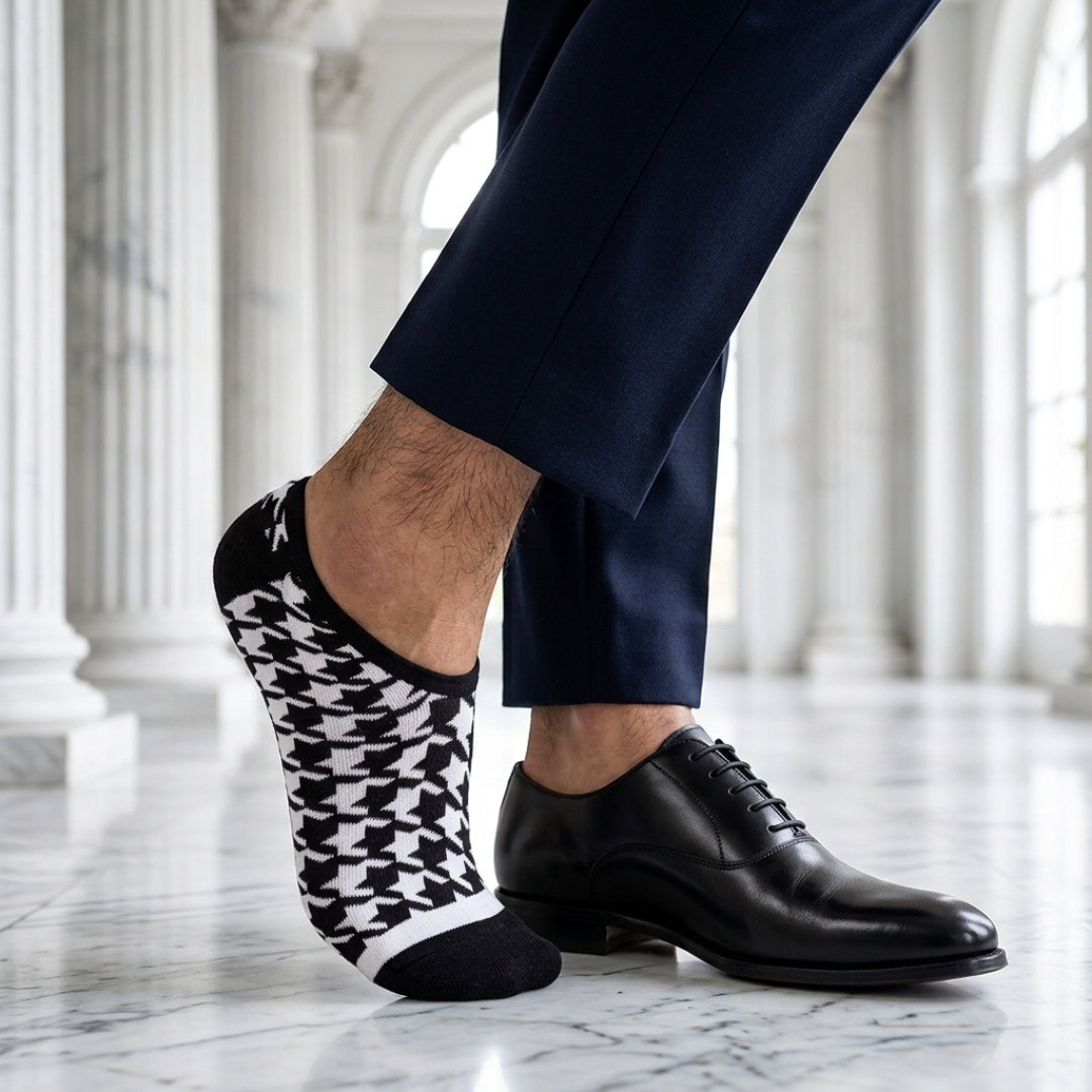 The Signature No-Show 6-Pack: The Monochrome Grid