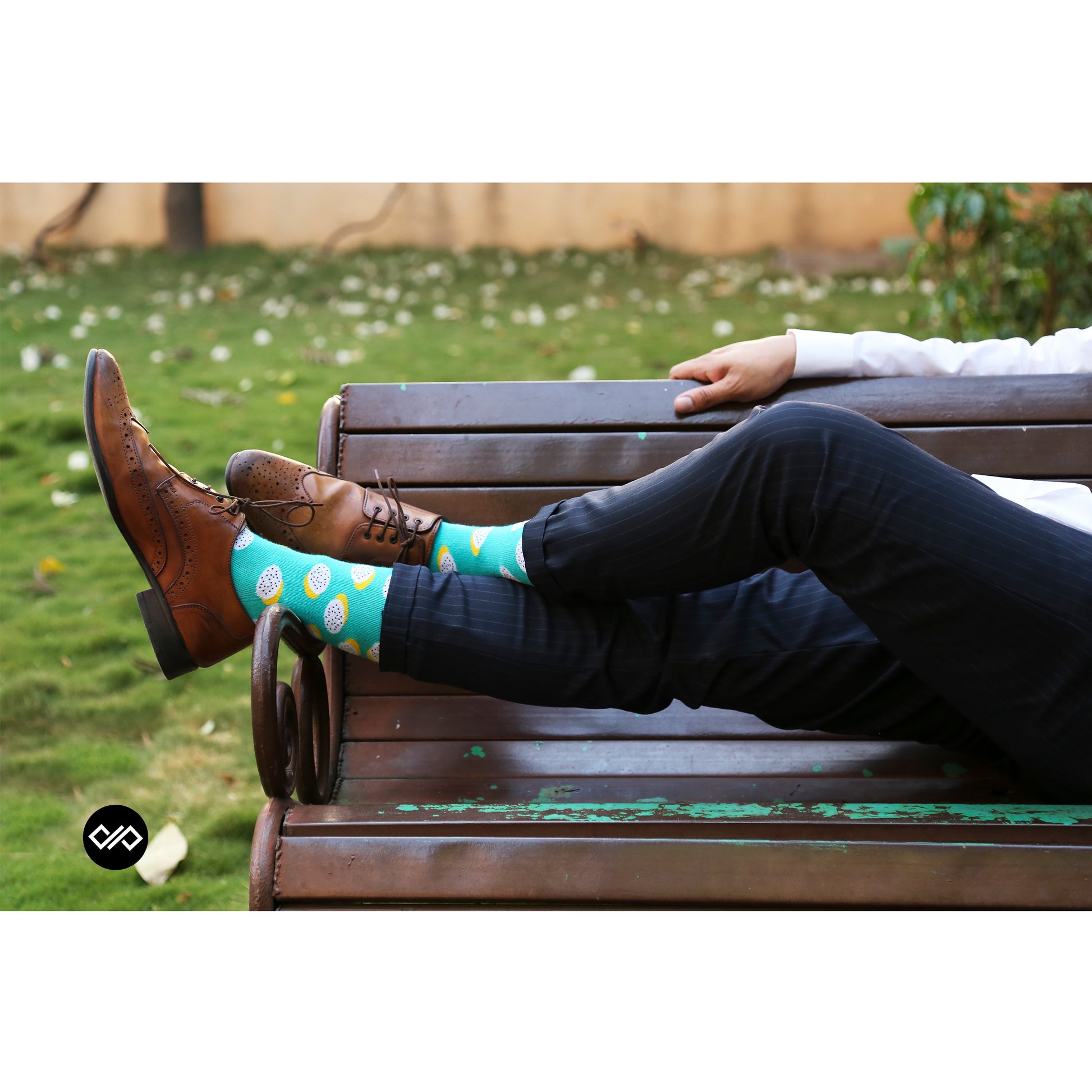 POLKA CREW LENGTH SOCKS